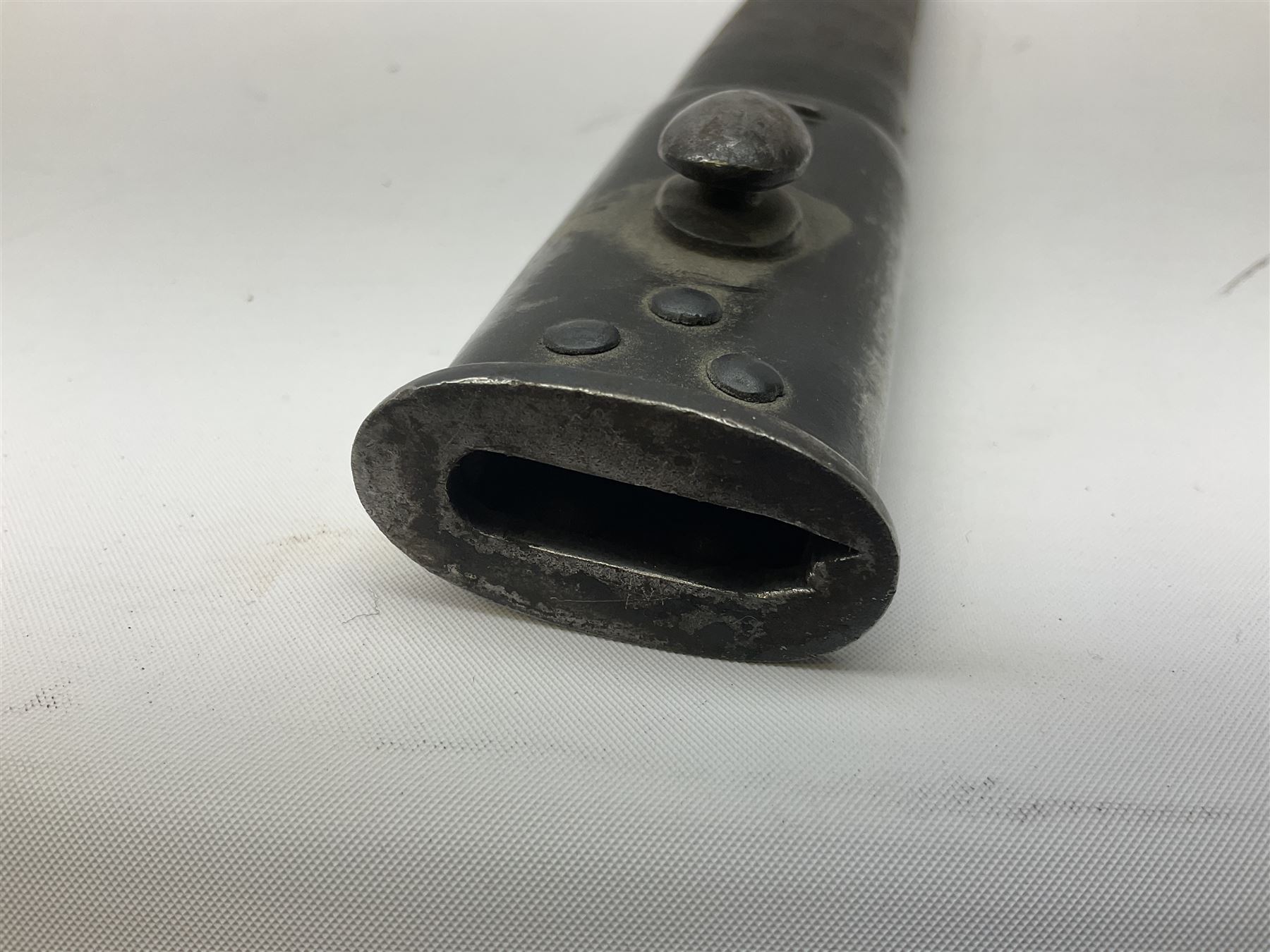 WW1 American Remington P14 rifle bayonet Model 1913, the 43cm fullered steel blade dated 5 17; in metal mounted leather scabbard L57cm overall; and WW1 Canadian Ross Rifle Co.1907 Model Mk.II bayonet, dated 2/17; in leather scabbard with frog (2)