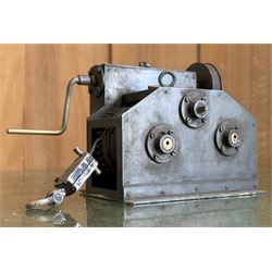 Quality scratch built scale model of an industrial winch, hand cranked. L20cm. 