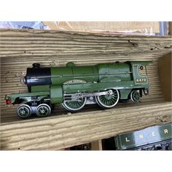 Hornby '0' gauge - three-rail electric train set with LNER Riviera Blue 4-4-2 locomotive 'Flying Scotsman' No.4472 and No.3 tender, No.2 Special Pullman Coach 'Loraine', No.2 Special Pullman Composite Coach 'Verona', goods wagon with Furniture Removals container, boxed Circuit Breaker, two boxes of Connecting Plates, boxed Terminal Connecting Plate and quantity of track; boxed with paperwork; together with Breakdown Van and Crane and Transformer No.T20A; both boxed