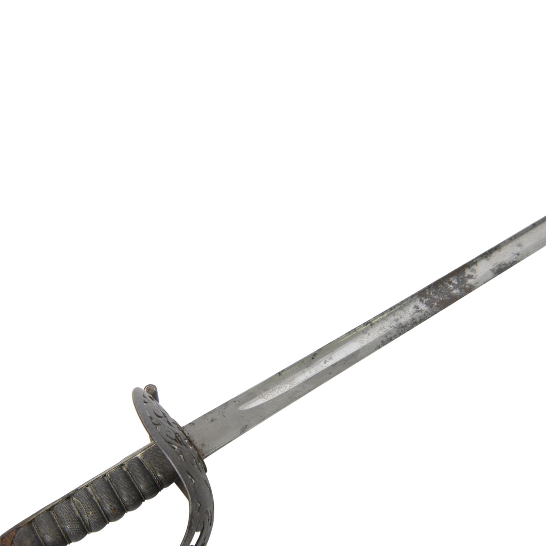 Edward VII 1887 Pattern Heavy Cavalry Officer's sword, 89cm single edge fullered etched blade, numbered 11017 to the back of the blade, decorative pierced guard, fishskin and wire handle, in a leather scabbard, overall L106cm 