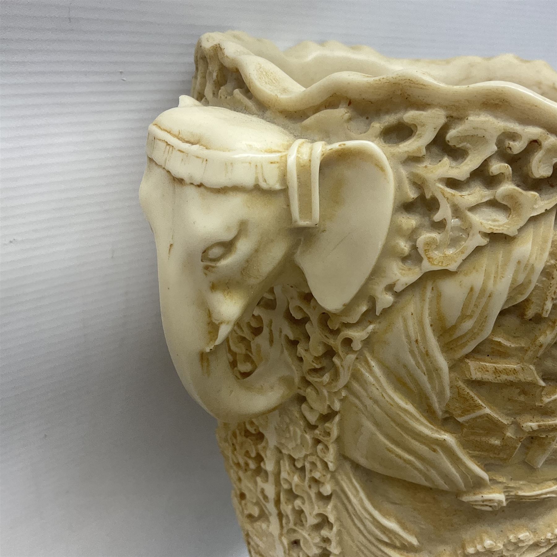 Collection of hardstone and soapstone, including hardstone seal carved temple dogs finial, inscription on base, together with inkwells, vases etc  