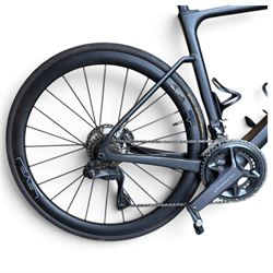 Ribble - Endurance SLR carbon bicycle, electronic gears, Garmin rally pedals, continental tyres, Shimano brakes, 2x12-speed, medium