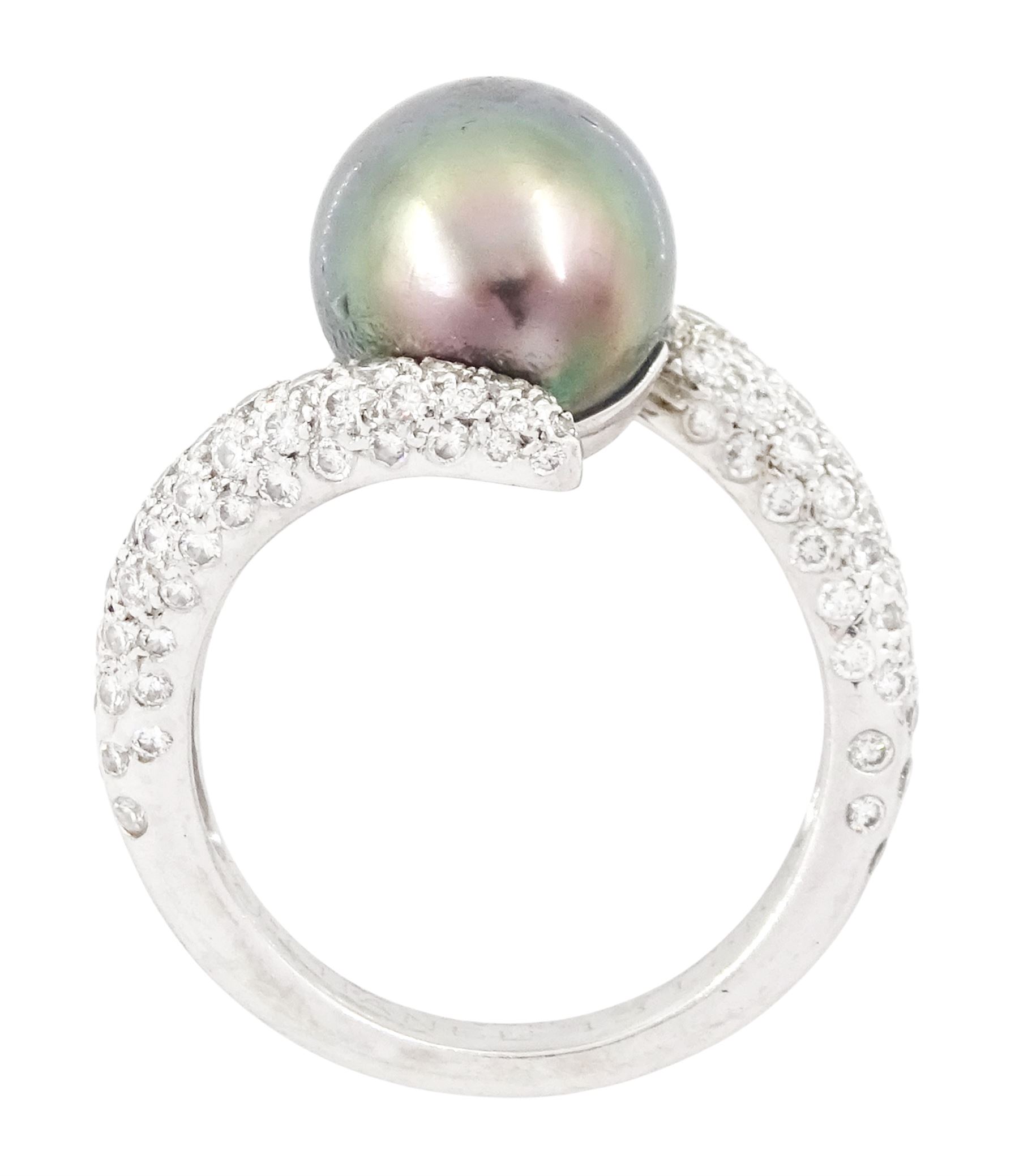 Chanel 18ct white gold pearl and diamond crossover ring, single cultured grey pearl, with pave set round brilliant cut diamond shoulders, hallmarked