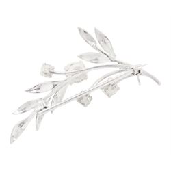 18ct white gold diamond flower brooch, set with a principal old cut diamond of approx 1.00 carat, surrounded by three further old cut diamonds, total diamond weight approx 1.75 carat