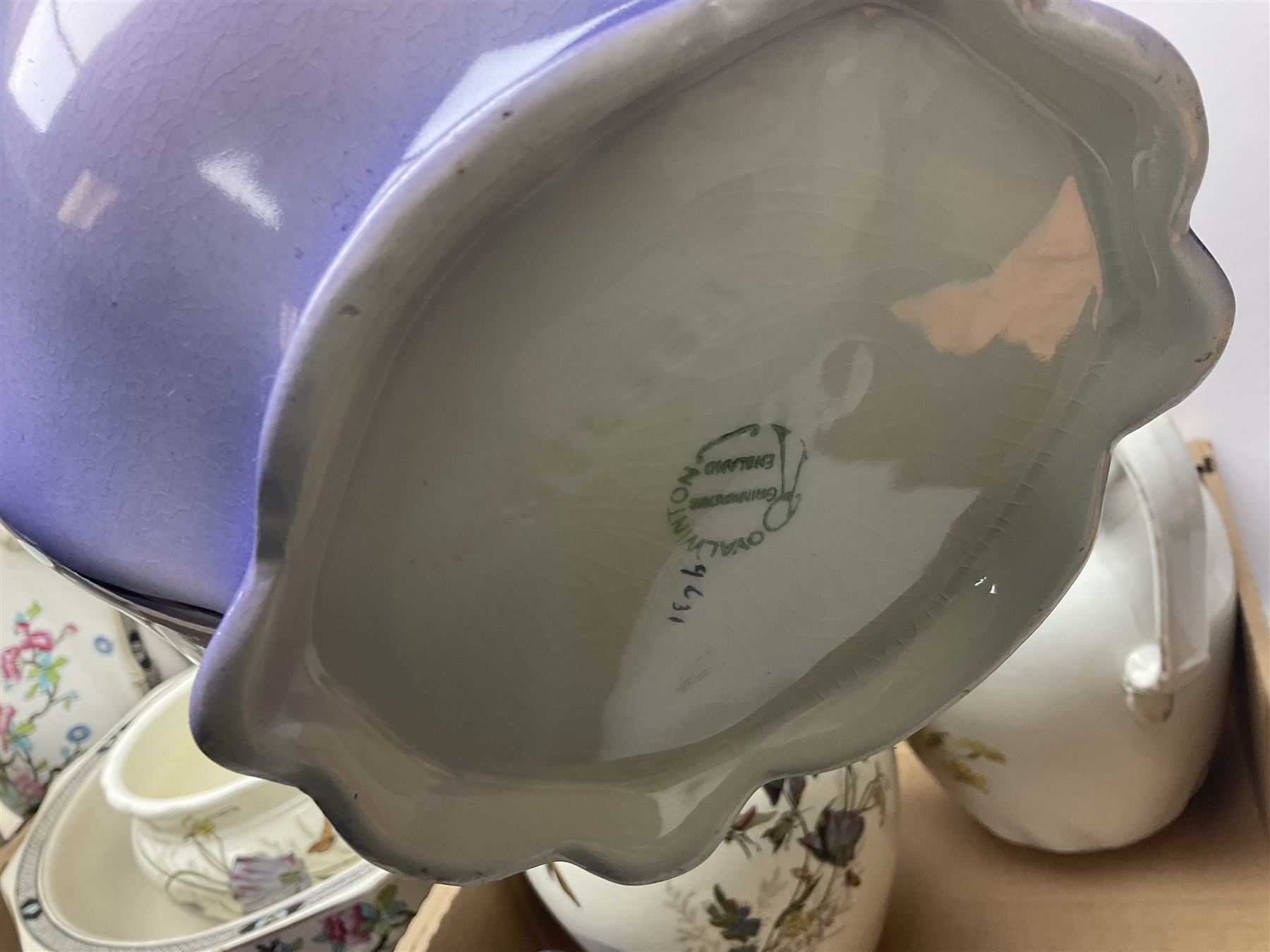 Royal Winton Art Deco style wash jug and bowl, in geometric purple design, together with two other large wash jugs with bowls and other similar ceramics, in three boxes 