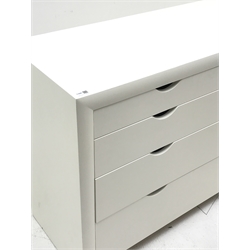 White finish graduating four drawer chest, W121cm, H85cm, D46cm