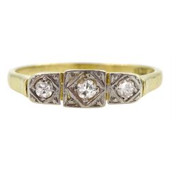 Art Deco gold three stone diamond chip ring, stamped 18ct Plat