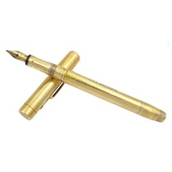 9ct gold Swan fountain pen, engine turned decoration with engraved name 'C.S.Lundgren' by Mabie Todd, London 1937, boxed 