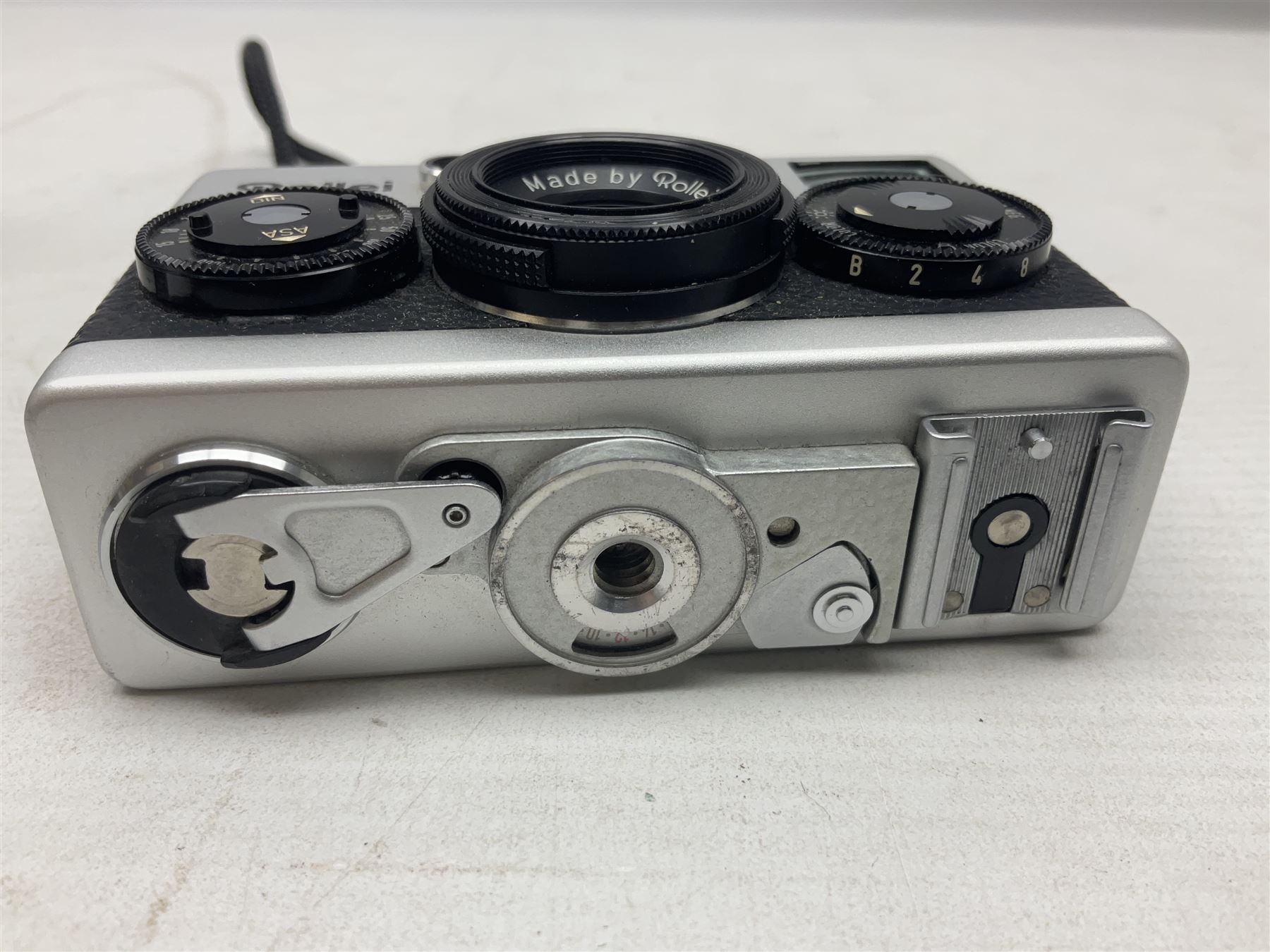 Black Rollei 35T Compact Camera body, with 'Tessar 3.5/40' lens, in original case  