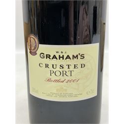 D`Arenburg 2007 The dead Arm Shiraz, 1.5 litre, 14%, together with Grahams 2001 crusted port, 75cl, 20%, both boxed 