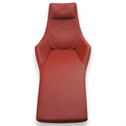 Rolf Benz - contemporary chaise longue upholstered in oxblood leather