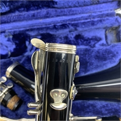 Unmarked five-piece clarinet, serial no.284750, in Buffet Crampon Paris fitted hard carrying case