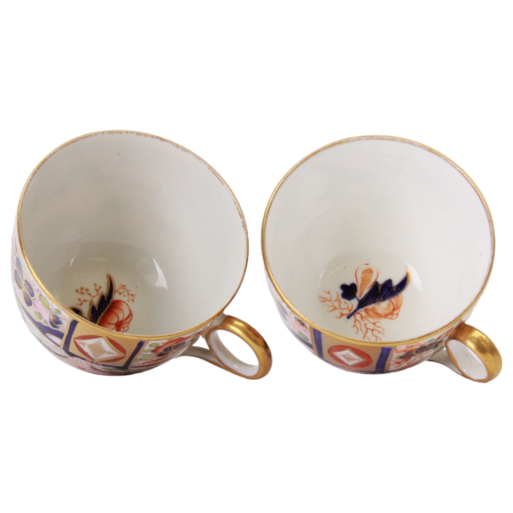 Five 19th century Imari palette tea cups and saucers, comprising Chamberlain Worcester example decorated in the 240 Japan or Nelson pattern circa 1810, Worcester Flight, Barr & Barr example circa 1820, Spode 1220 pattern circa 1805, and further pair, probably Coalport, each cup approximately H6cm D8cm, saucer D14cm
