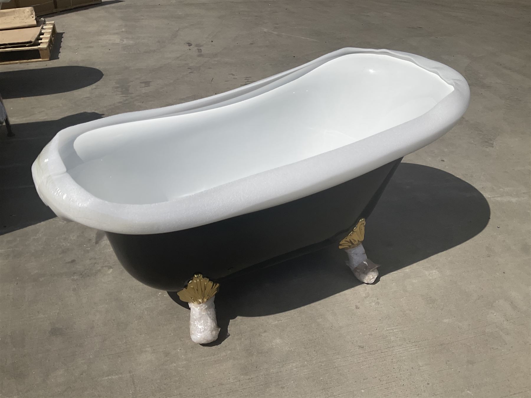 Roll top slipper Fiberglass bath with chrome gold lion paw legs - THIS LOT IS TO BE COLLECTED BY APPOINTMENT FROM DUGGLEBY STORAGE, GREAT HILL, EASTFIELD, SCARBOROUGH, YO11 3TX
