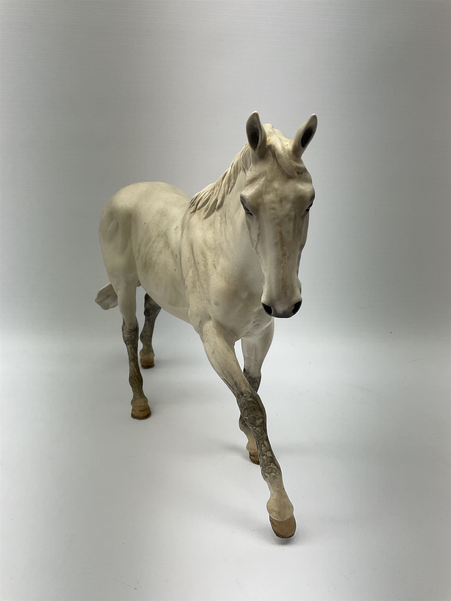 A Royal Doulton limited edition figure, Desert Orchid, 2563/7500, on wooden plinth, H32.5cm, with accompanying certificate. 
