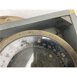  WWII period Type P10 aircraft compass, 16.5cm diameter brass rim marked “Type P10” and “No 1130B”, spring mounted onto brass base with Air Ministry plate marked “Crown A.M. No 6A.1671”; in original grey painted wooden box