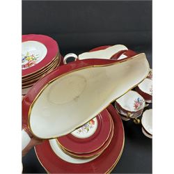 Hammersley tea and dinner service, including twelve dinner plates, twelve teacups, two sauce boats, two covered dishes etc  