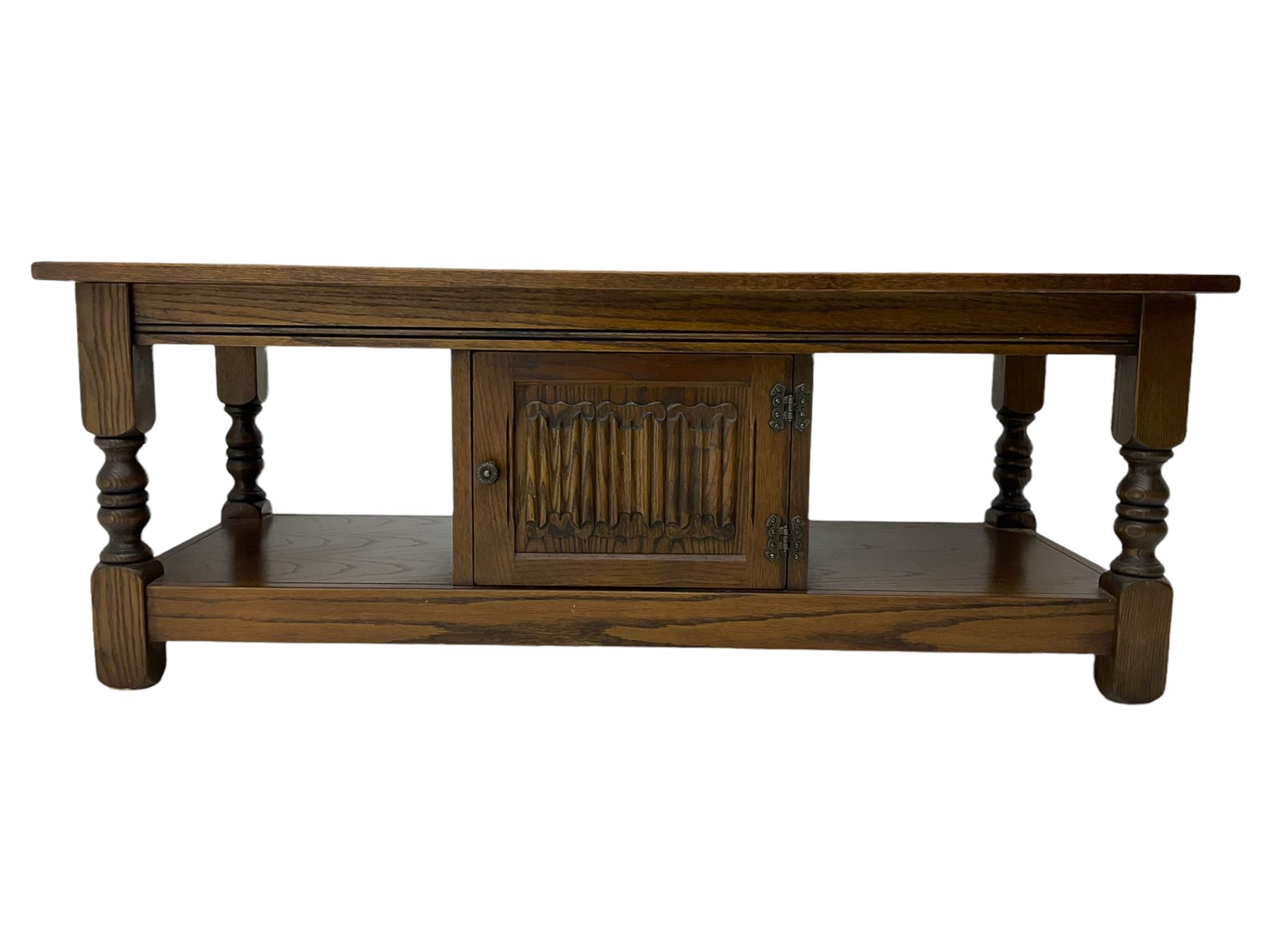 Old Charm rectangular oak coffee table