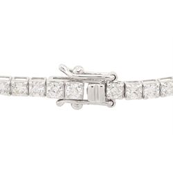 18ct white gold round brilliant cut diamond bracelet, stamped, total diamond weight approx 2.55 carat