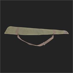 Miroku 3800SK-I 12 bore over and under ejector single trigger shotgun, with 71cm (28