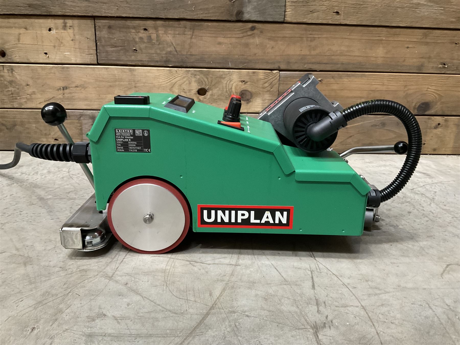 Leister Unifloor E 240V 2300W Hot air welder / floor or fabric welding machine, cased in excellent condition