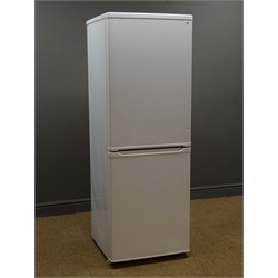  BCD-209 Fridge freezer, W56cm, H158cm, D56cm (This item is PAT tested - 5 day warranty from date of sale)  
