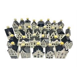 Twenty seven KLM Bols Blue Delft's decan