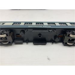 Wrenn '00' gauge - 'The Brighton Belle' Southern Electric Pullman two-car set Nos.S290S and S291S; boxed