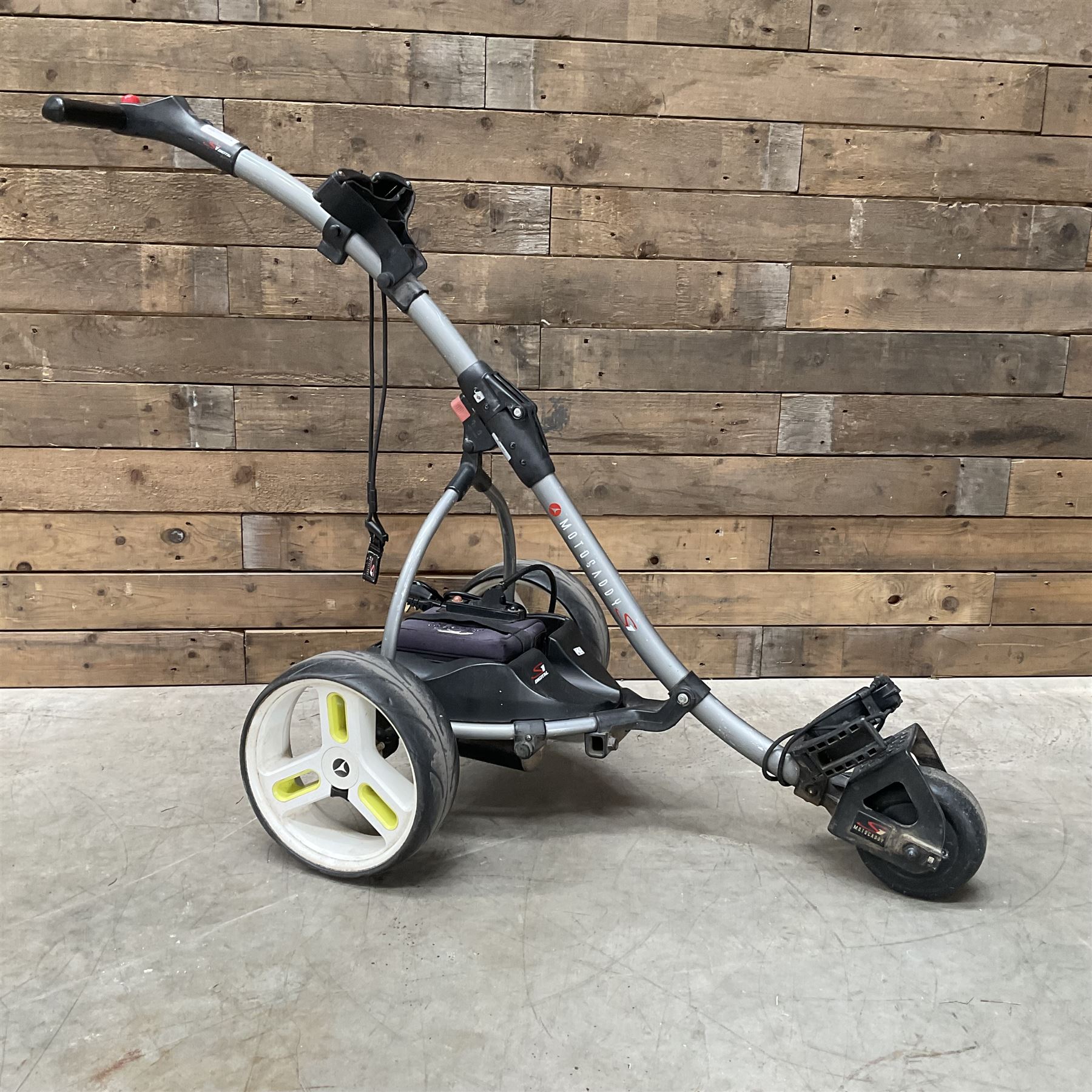 Motocaddy S1 Digital electric golf trolley 