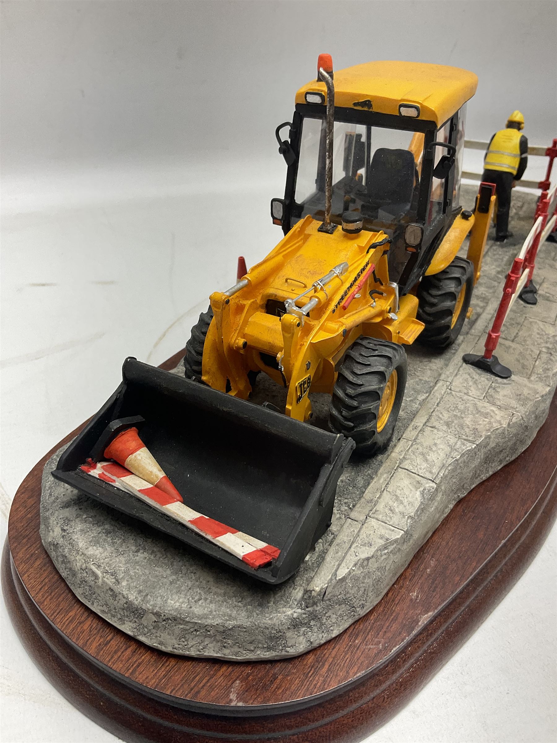 Border Fine Arts, Essential Repairs, model no. B0652, by Ray Ayres, limited edition 490/1750, L48cm