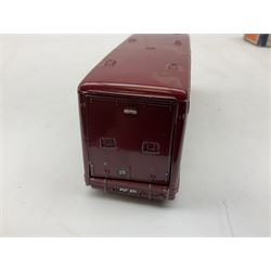 Dinky - Horse Box No.581; boxed