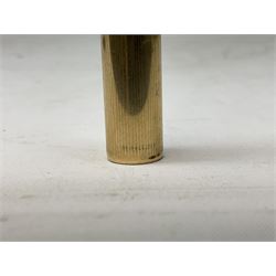 Five Parker fountain pens with gold caps, to include 65 Consort Insignia with rolled cross hatch gold cap, two Parker 51 fountain pens in burgundy with 12ct rolled gold caps, together with two further 51 examples in blue and black, all with stamped lids