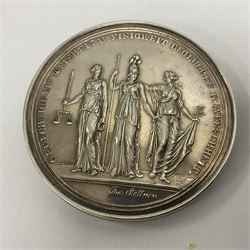 Grolier Club’s silver Schraubmedaille to commemorate the German campaign of 1813, obverse depicts a Greek temple, below “Eintracht Überwindet Alles”, the reverse depicts three figures and the text “Gerechtigkeit. Weisheit. U. Einigkeit. Beglücken. D.: Menschheit”, inside are twelve circular hand coloured engravings depicting six major battles of the German campaign, each with corresponding descriptions, D