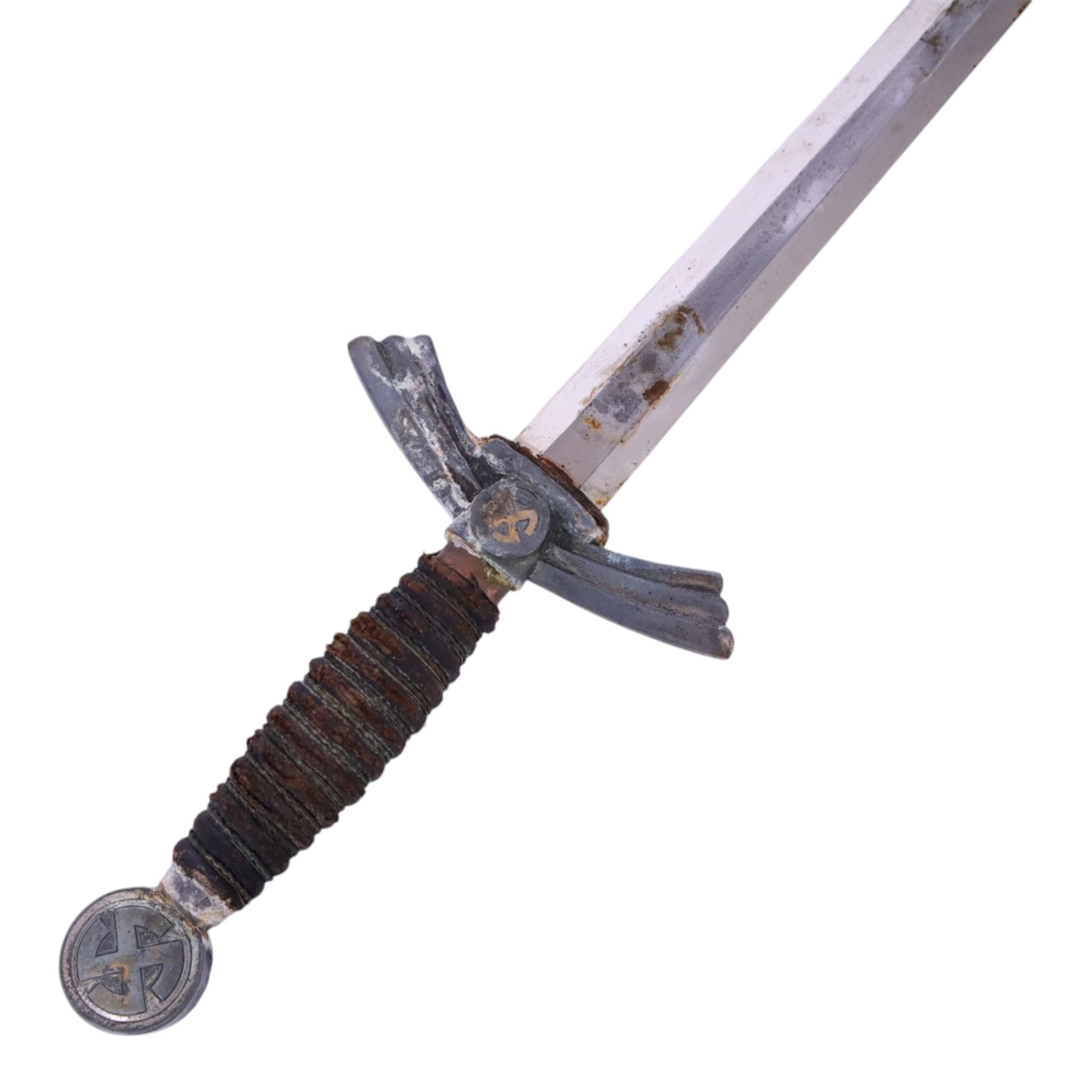 Third Reich Luftwaffe 1st Type officer's dagger, the double edged blade marked SIegfried, Solingen, L50cm