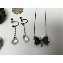 9ct gold 'Grandma' necklace and 'Special nan' pendant, Pinnacle open face gold plated pocket watch, Seiko quartz wristwatch and silver jewellery including Victorian brooches, etc