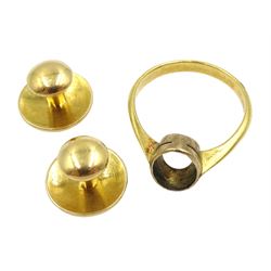 Pair of gold shirt studs stamped 18ct and an 18ct gold (tested) ring setting, approx 5.3gm