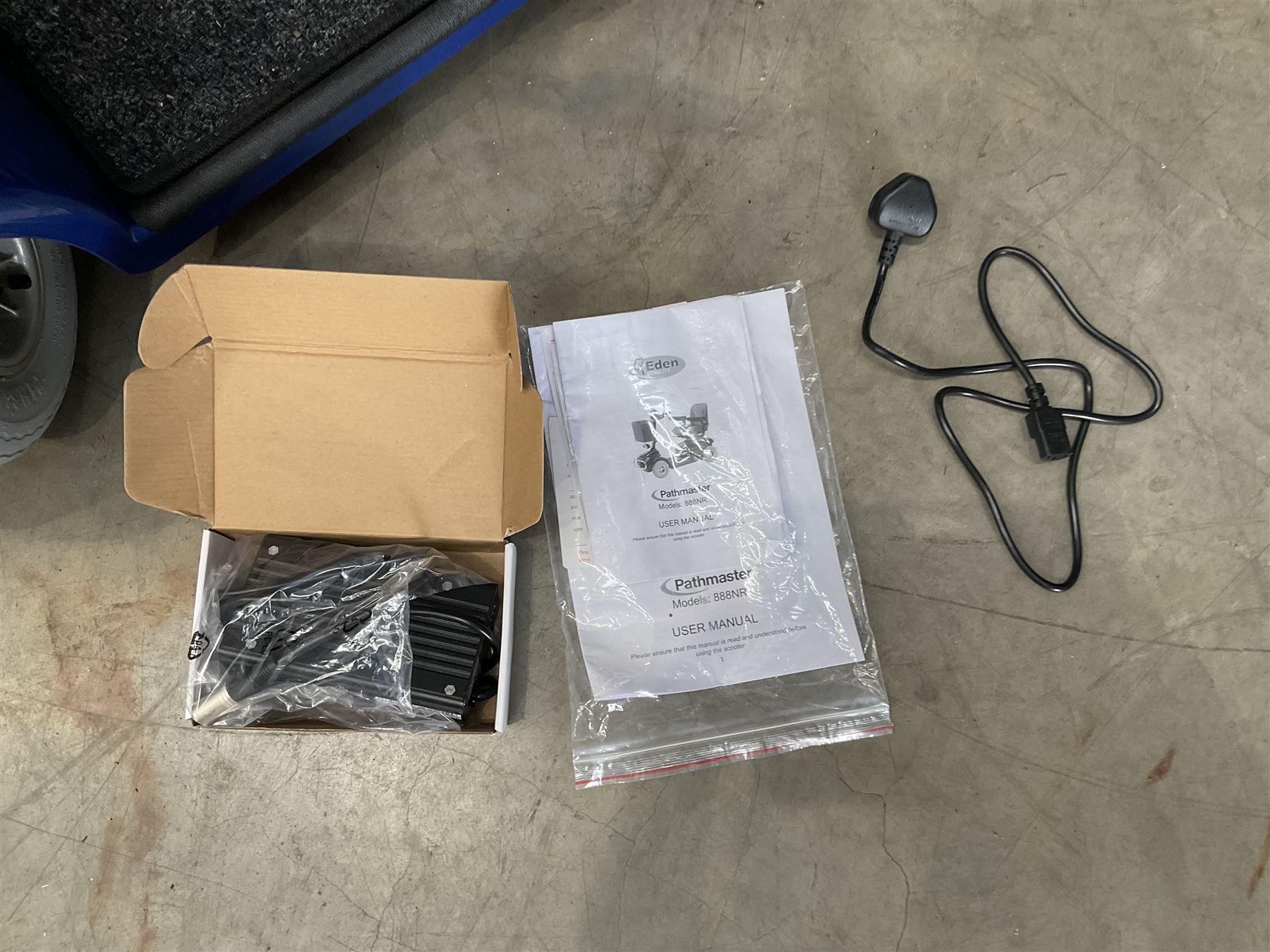 Eden Mobility Pathmaster 888NR four wheel mobility scooter, with charger - excellent condition, used twice