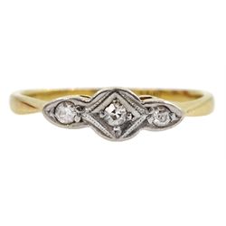 18ct gold Art Deco diamond chip ring, stamped 18ct Plat