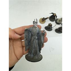 Eaglemoss Lord of the Rings collectors figures with magazines in binders