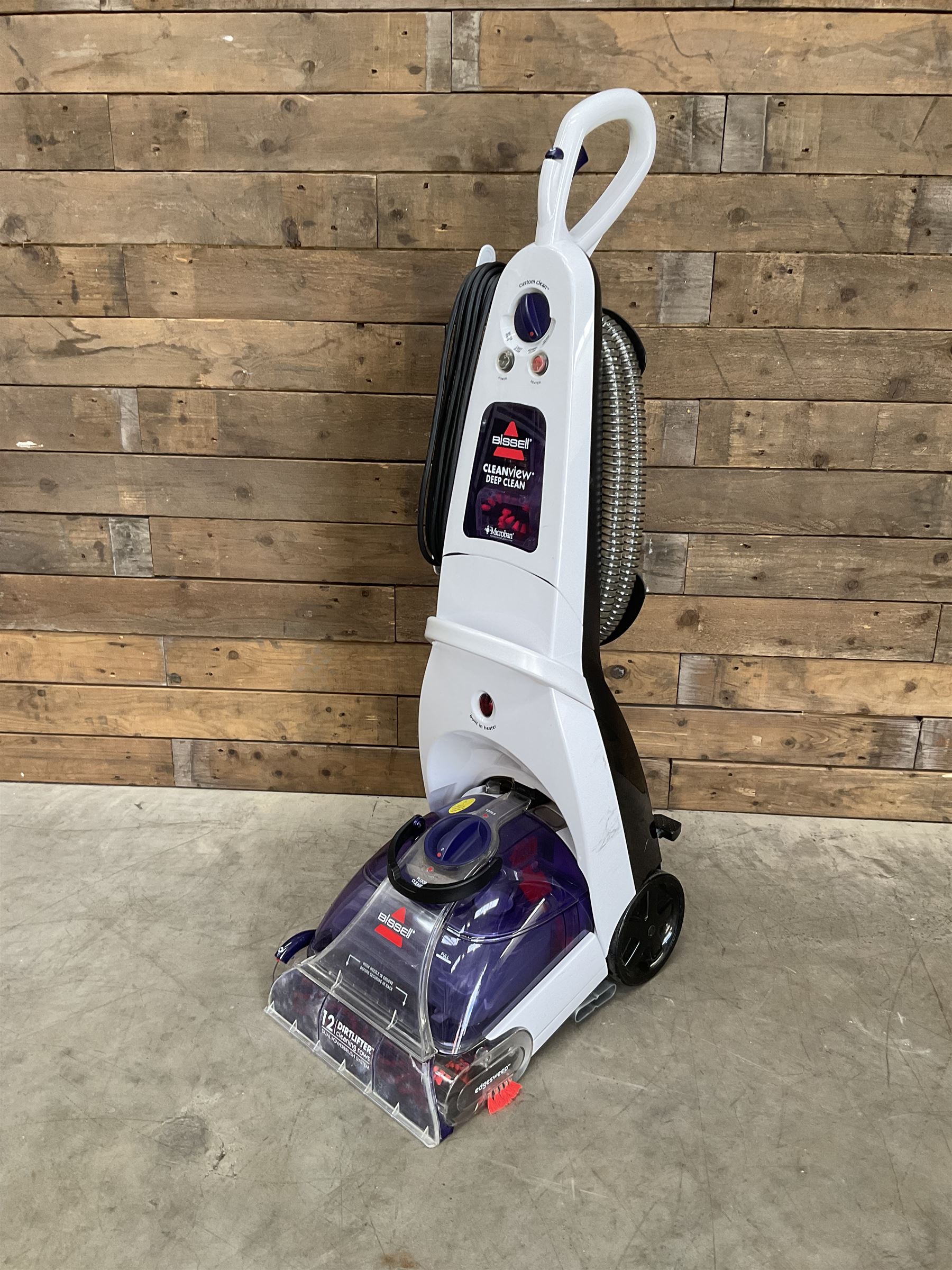 Bissell 18Z7-E CleanView Deep Clean carpet cleaner,