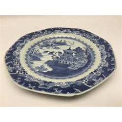 18th century Chinese export blue and white plate of octagonal form, with a pagoda landscape, D23cm