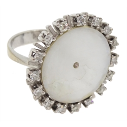 18ct white gold mother of pearl and diamond surround ring, approx 10gm