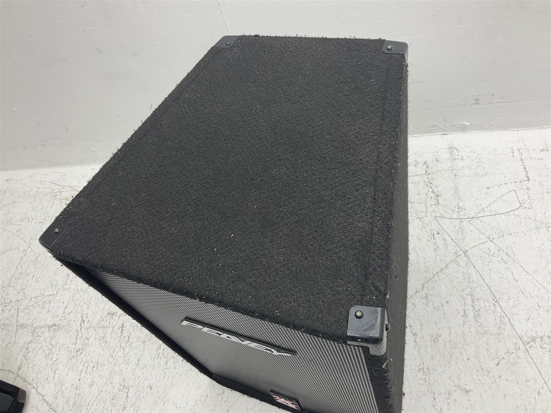 Near pair of Peavey Eurosys speakers W47cm H65cm D38cm (2)