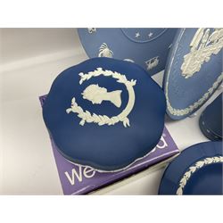 Collection of Wedgwood Jasperware, to include black Eisenhower Bust, two black basalt paperweights, one depicting an eagle and one depicting Julius Caesar, a blue Zodiac plate, Man on the Moon commemorative plate, American Independence Bicentennial plate and Royal commemorative ware, etc, all with impressed marks beneath, some with boxes
