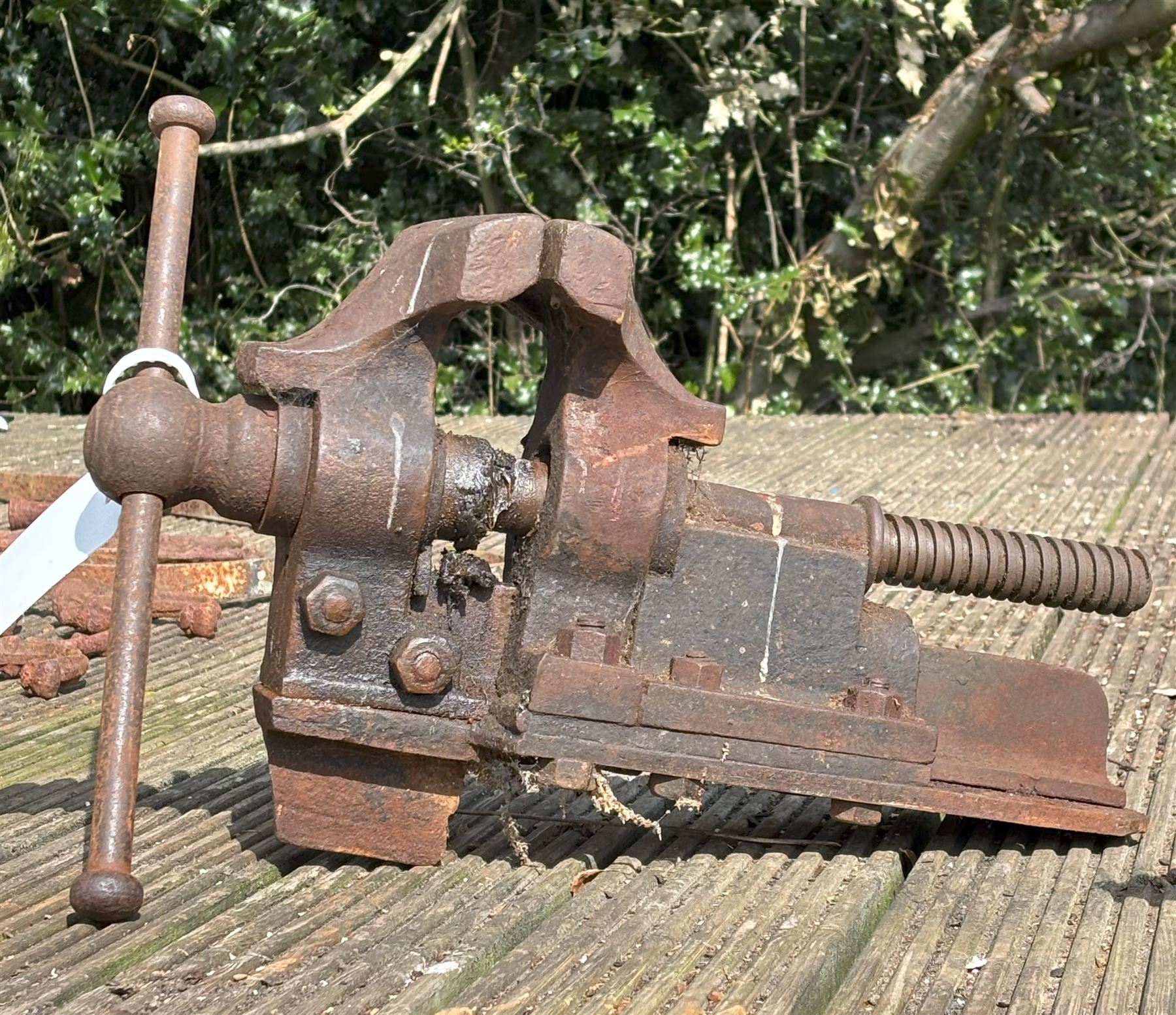 Peter wright parallel blacksmiths vice. L48cm. - COLLECTION BY APPOINTMENT FROM: The White House, Thirsk Road, Easingwold, York, YO61 3NF - CALL 01723 507111 TO ARRANGE