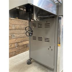 BBQ - Weber Summit stainless gas barbeque,, with cover