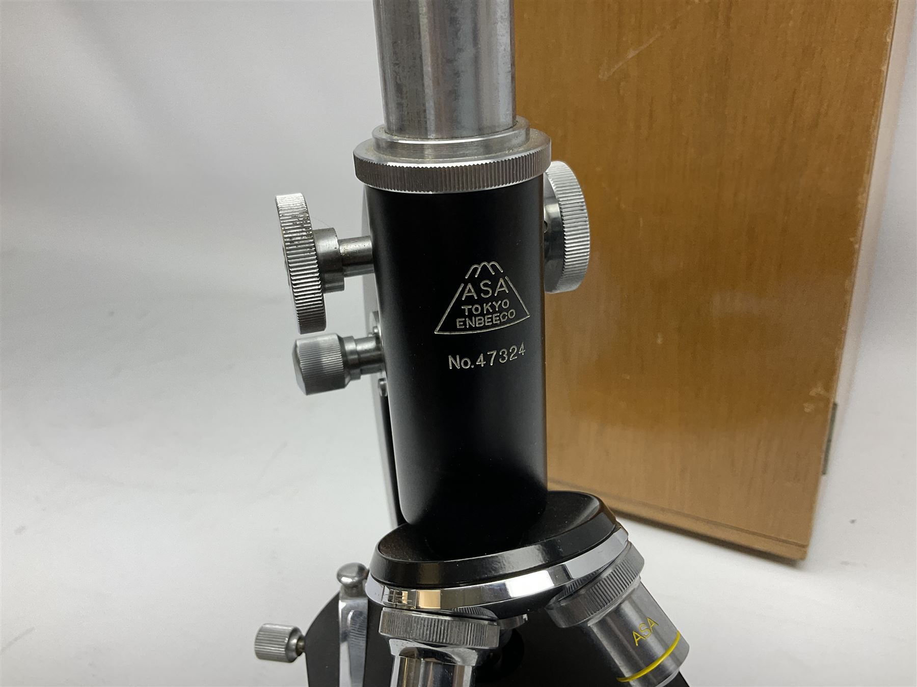 ASA Tokyo monocular microscope with black body, pitchfork base and wooden carrying box containing additional lenses No.47324 H29cm; Universal Avometer Model 8x Mk.III (Panclimatic); and Dansette 222 portable transistor radio (3)