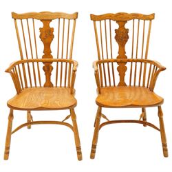 Quality set of six (4+2) golden figured and burr oak Windsor chairs, the yoke-shaped cresting rail over a vasiform shaped splat and spindle back, shaped saddle seat raised on turned supports united by crinoline stretcher