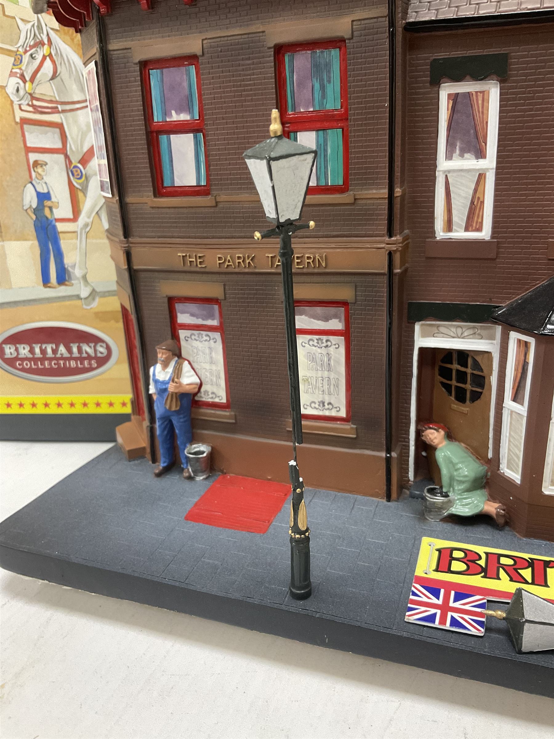 Britains - Circus Street Parade diorama with Circus Professional Vehicle no.08673; in original box 