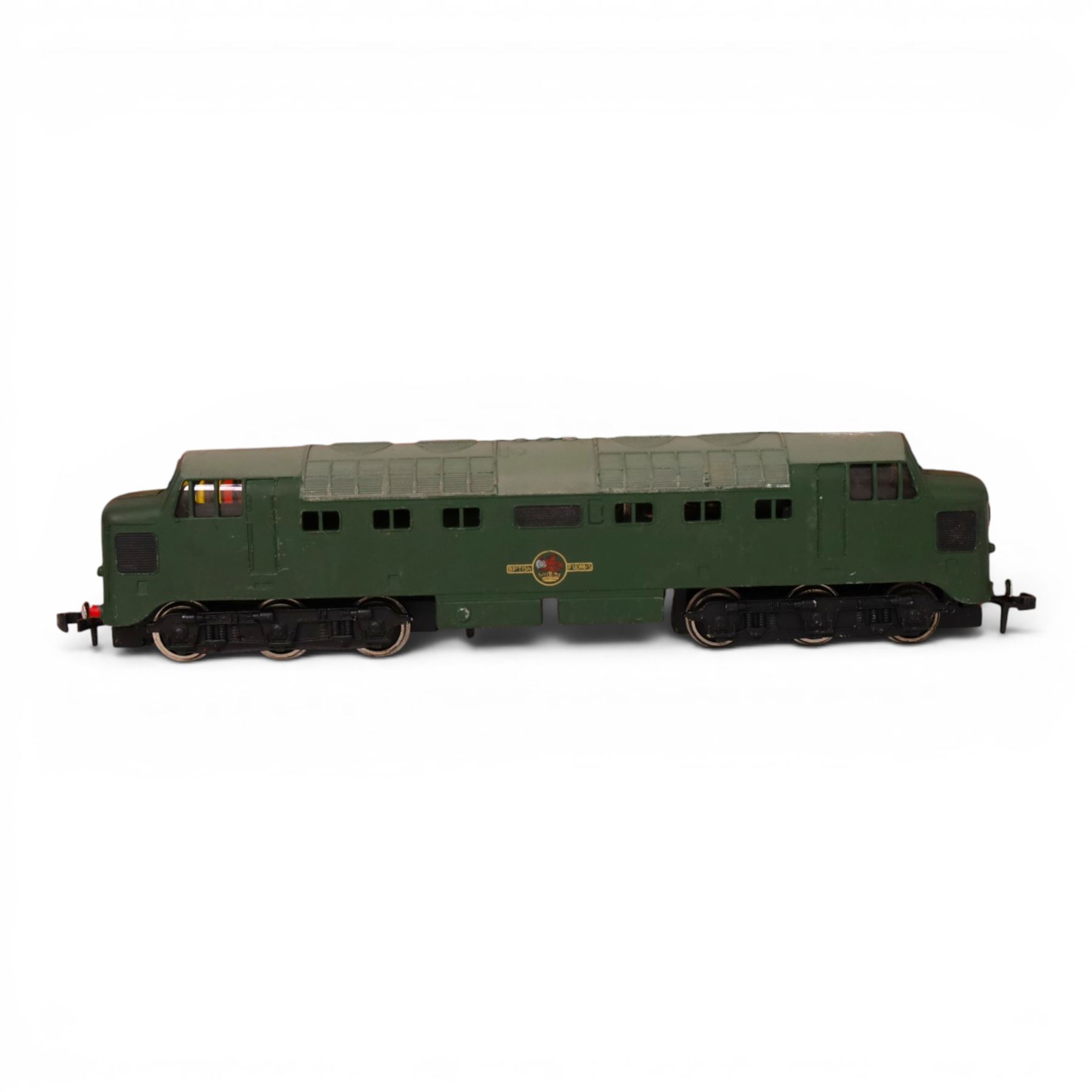 Three Hornby Dublo 00 gauge diesel electric locomotives in green, comprising no. 2231 0-6-0 Shunting Locomotive, no. 2230 1000 B.H.P and no. 2232 Co-co, all boxed